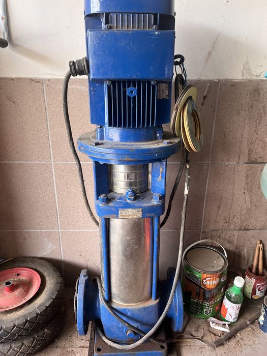 Pompa wielostopniowa z Leszczyńskiej fabryki pomp typ 100 wr 30