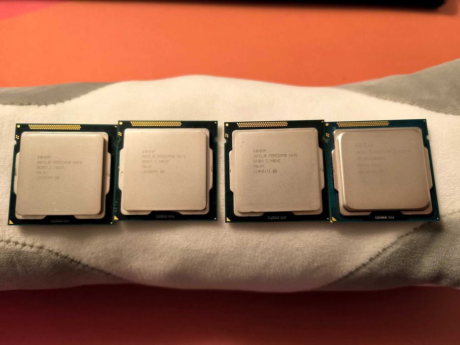 4 x Procesory Intel LGA1155