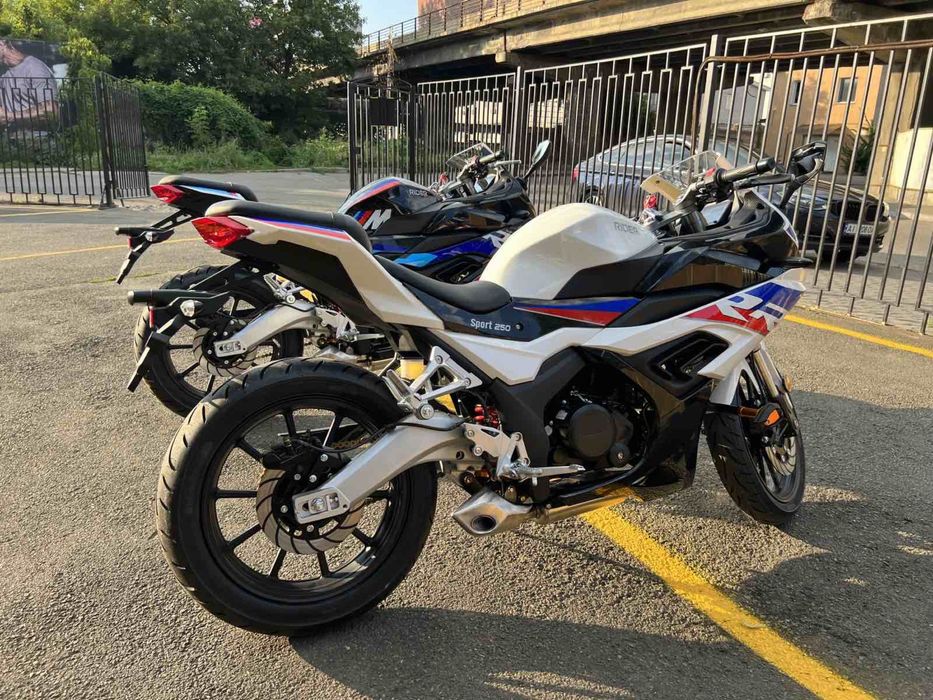 Подарунок!+ New 2024 Мотоцикл RIDER (BMW) RR 250 CR6