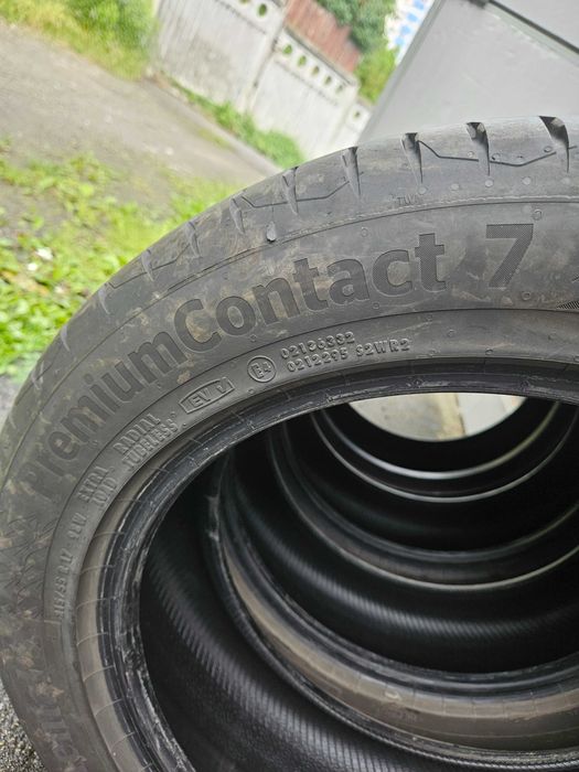 Продаю комплект шин Continental Premium Contact 7 215/55 R17 XL