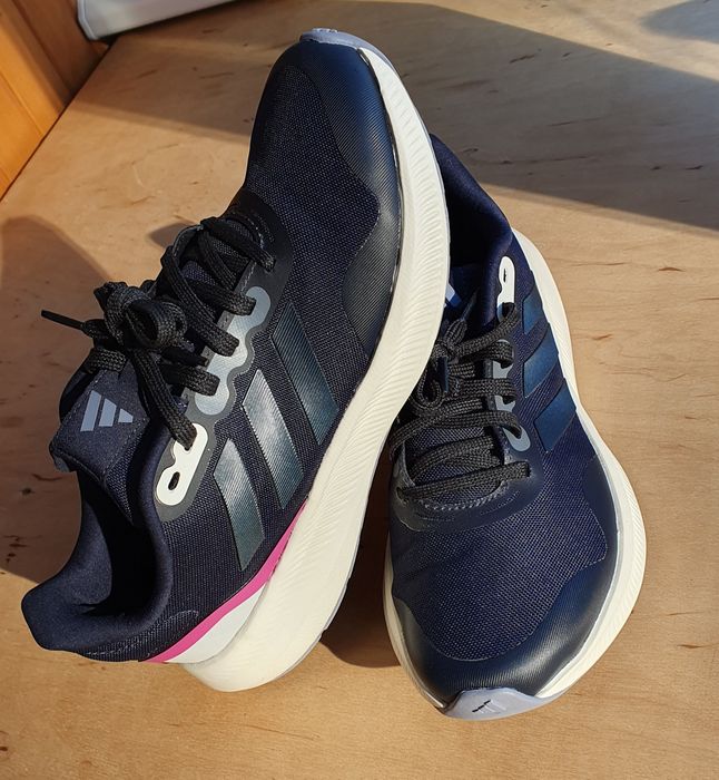 Жіночі кросівки для бігу  Adidas Runfalcon 3.0 tr w hp7567 р.39