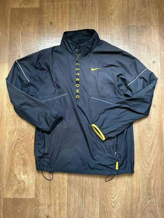 Вітровка спортивна Nike