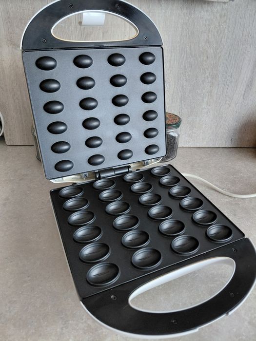 Орешница электрическая на 24 половинки