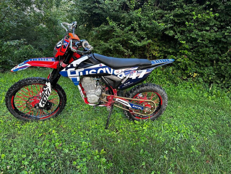 Продам мотоцикл Кові Старт 250