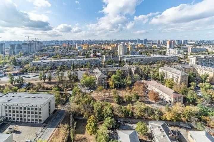 Без комісії! Продаж пентхауса на Дарниці, провулок Лобачевського 7