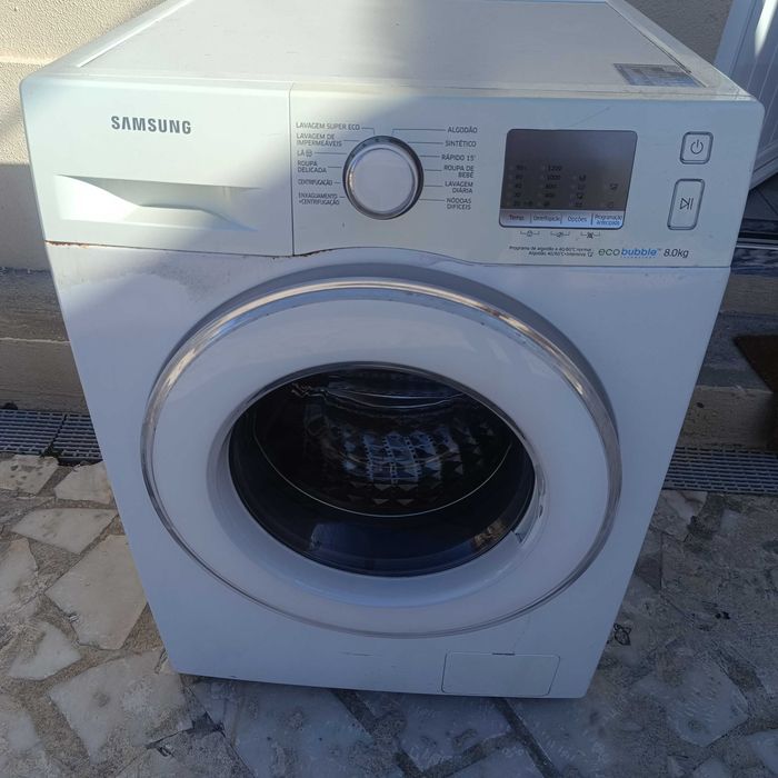 Máquina de lavar roupa Samsung
