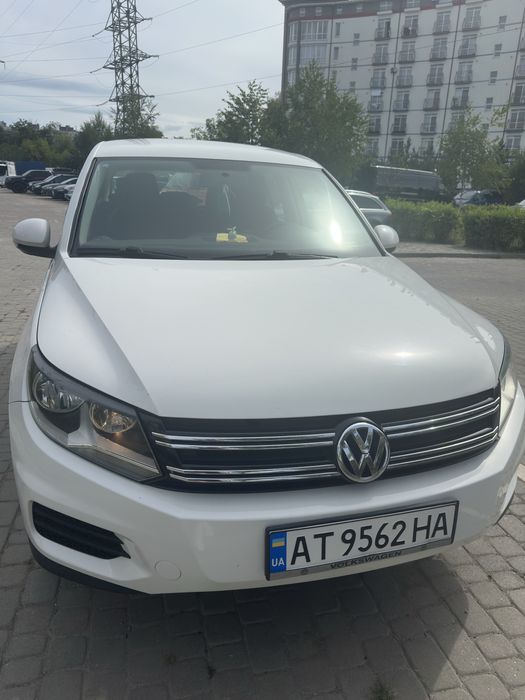 Продаю Volkswagen Tiguan