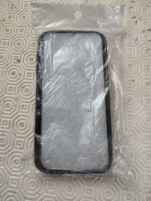 Carteira em pele preta para telemóvel - Nova