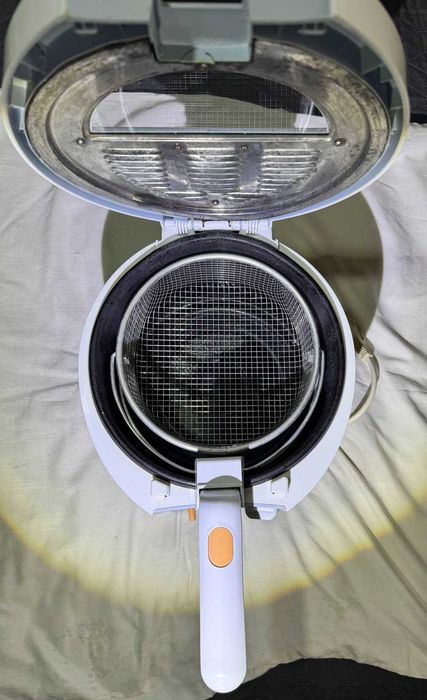 Фритюрница PHILIPS 2 литра