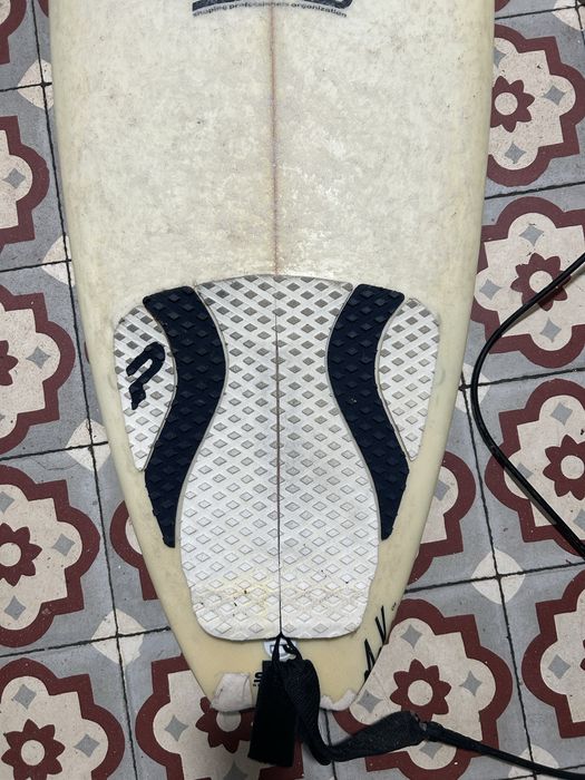 Prancha de surf mckee 6’4