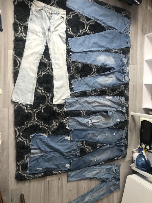 Продам джинси за всі 180
