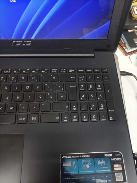 Portatil ASUS F553M