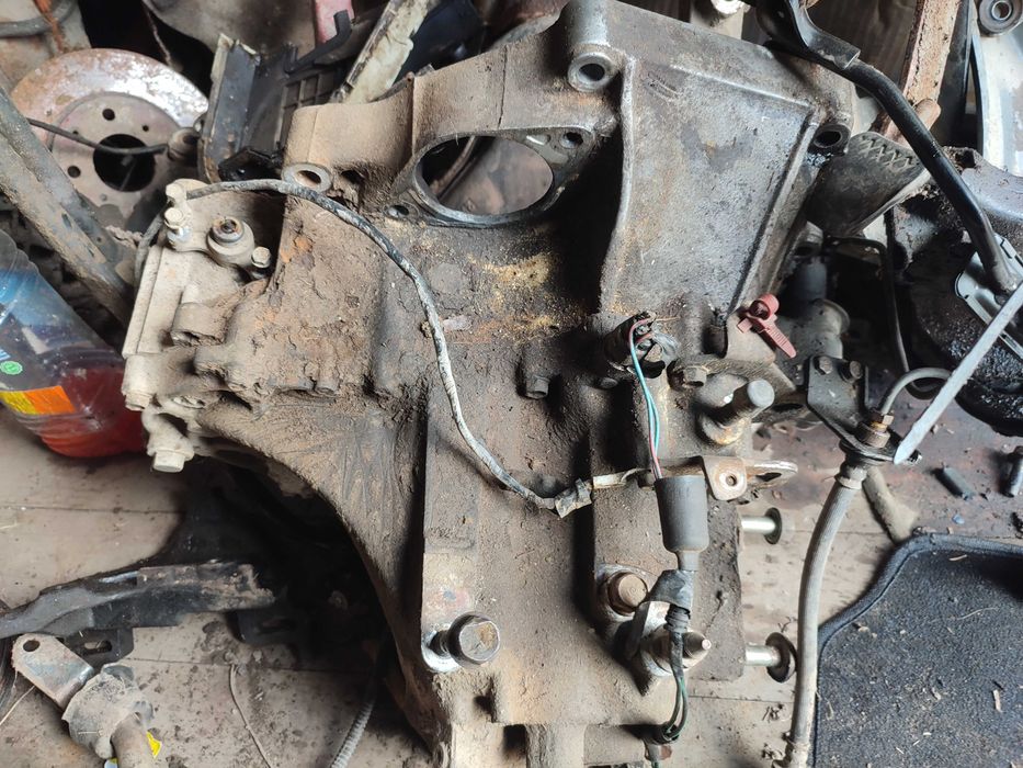 Коробка передач Honda Civic 1.5 D15B2 гарний стан