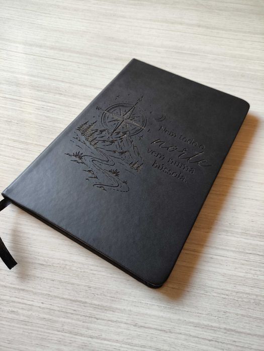 Caderno/Diário/Bloco de Notas A5 Personalizado Preto - Coisas de Geek - Gravação a Laser