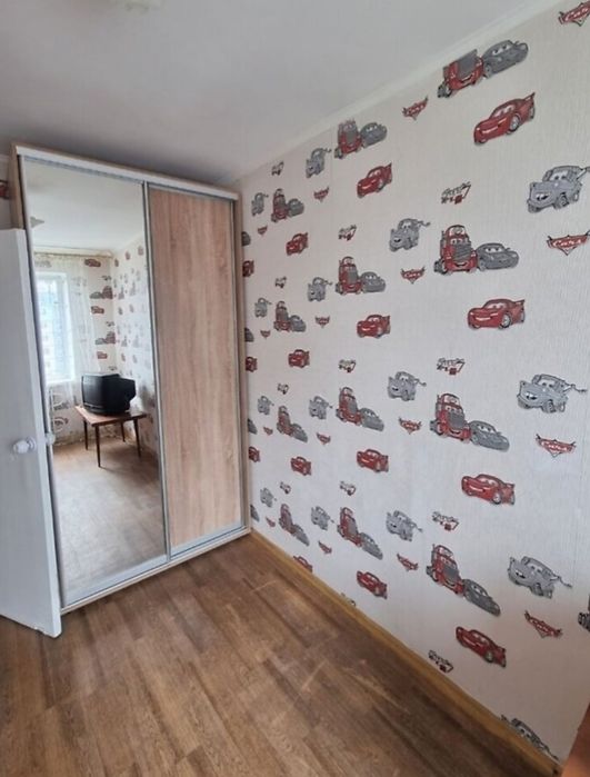 Продам 2х ком квартиру на Парусе