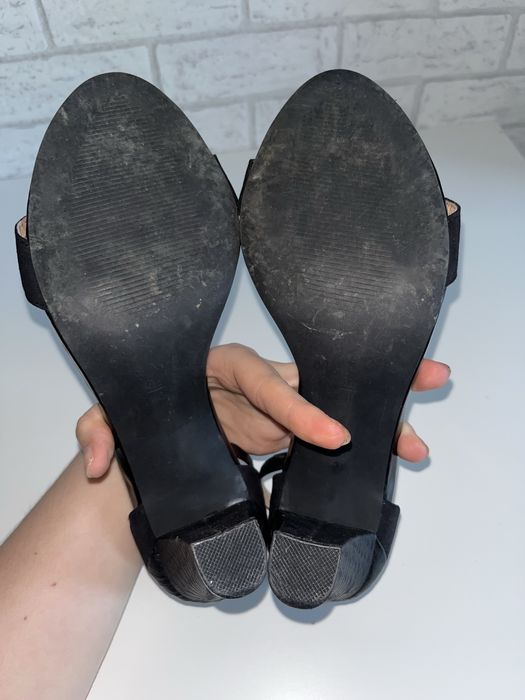 Buty/sandały na obcasie damskie NEXT 40