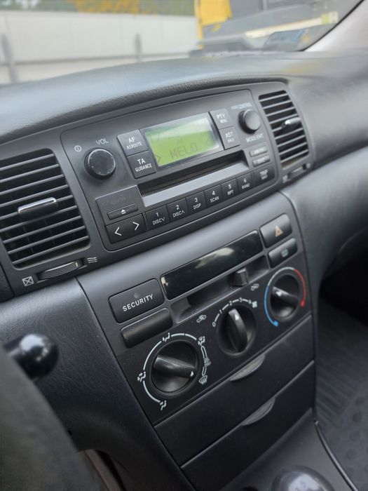 Toyota  Corolla 1.6