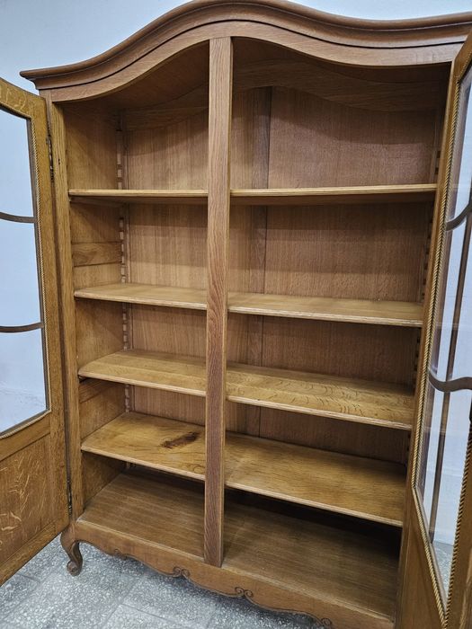 Biblioteczka ludwikowska Francja witryna /