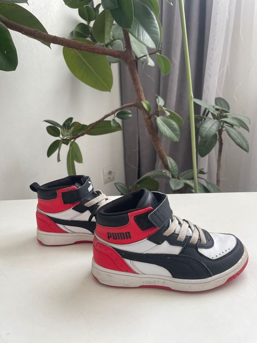 Дитячі високі кросівки Puma ( 32 розмір ) в гарному стані