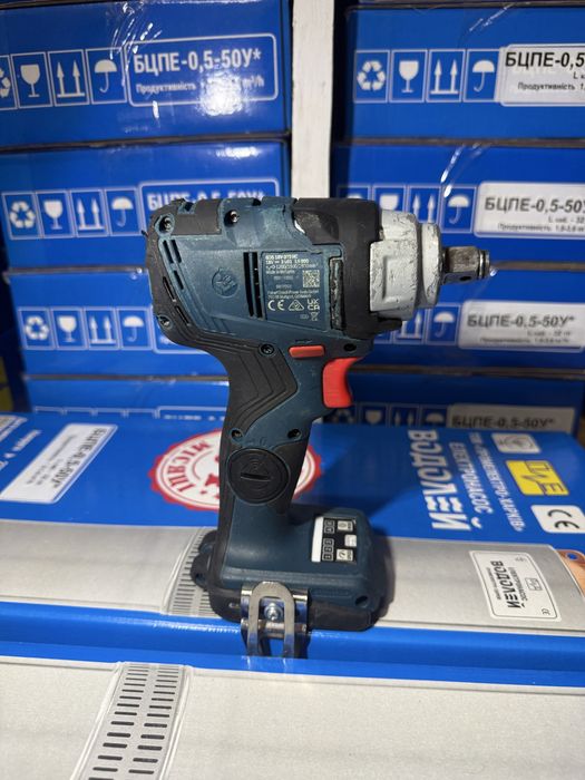 Гайковерт ударний Bosch GDS 18V-330 HC Professional
