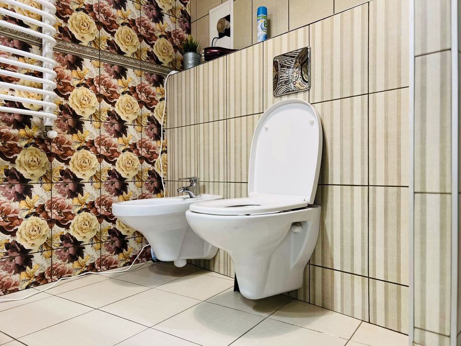 Подобово!Квартира в центрі міста.