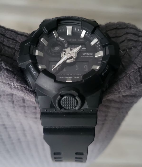 Casio G-Shock GA-700