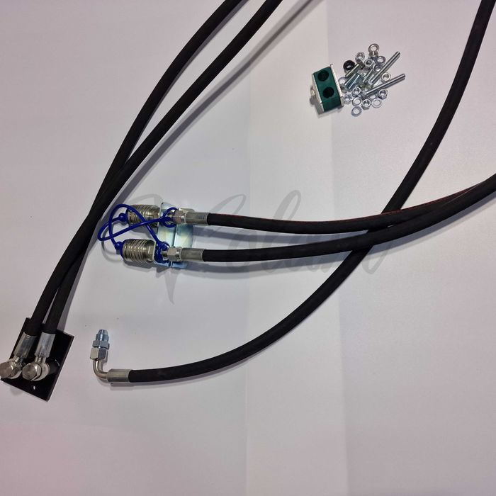 Rozdzielacz Ursus C-330 2 sekcyjny Zewnętrzny Joystick Pływak