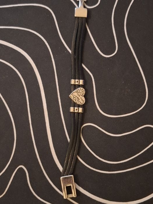 Pulseira tiras de couro