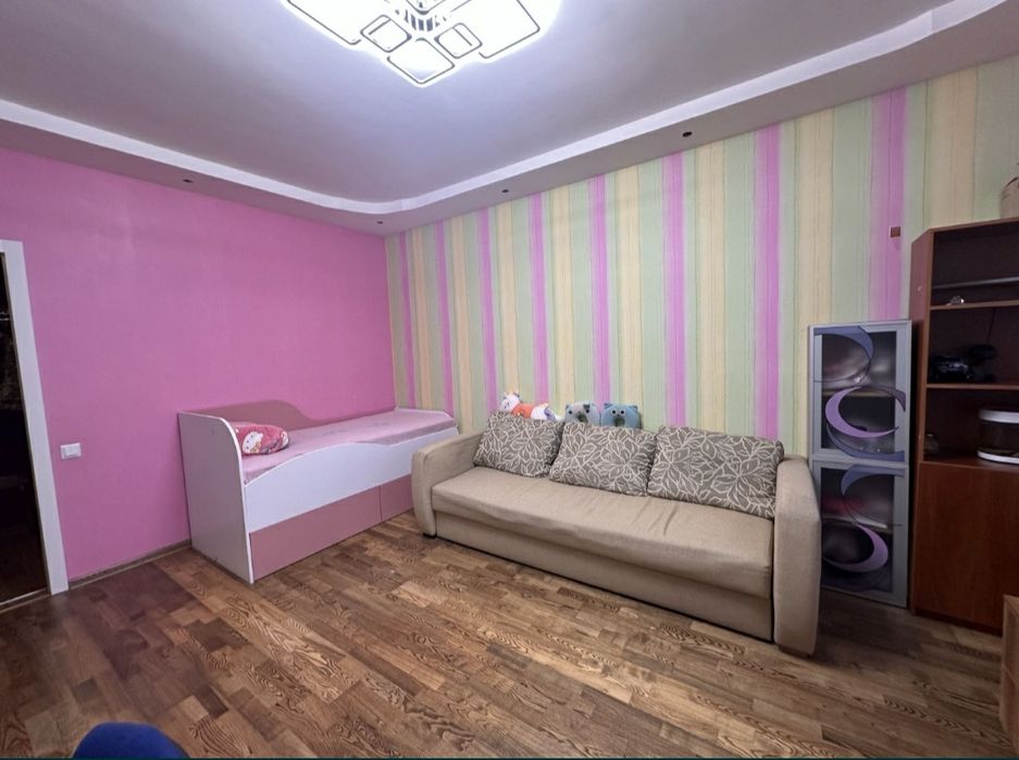 2 комнатная ЖК Радужный 64 метра+ кладовка