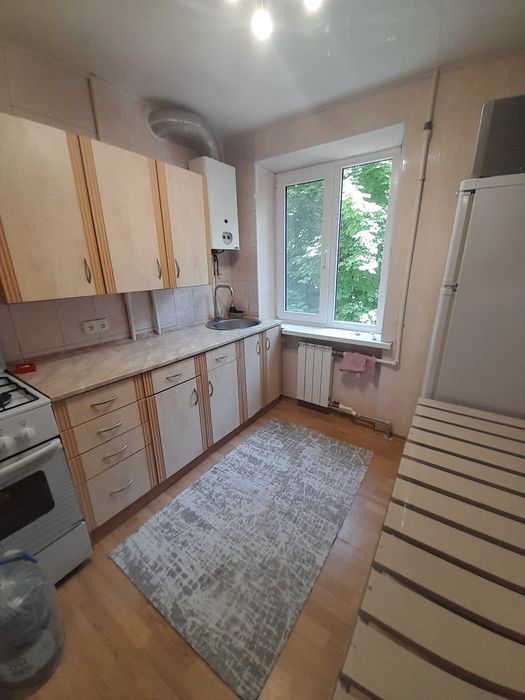 Продам 1к квартиру  проспект  Поля