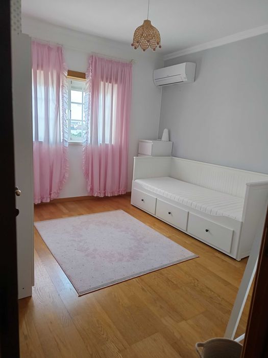 Apartamento T4 + Garagem, Entroncamento
