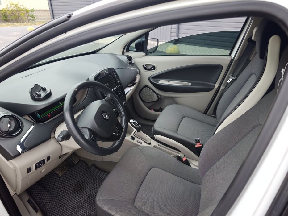 Renault Zoe  24kw. 2016