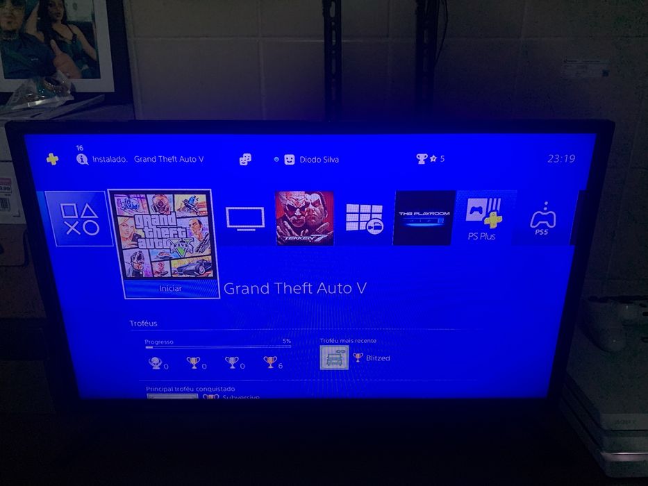 Vendo tv e ps4 pro com mil gb em pecavel