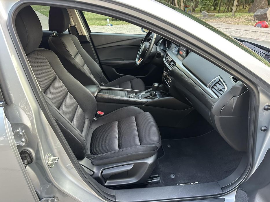 Офіційна Mazda 6 2017