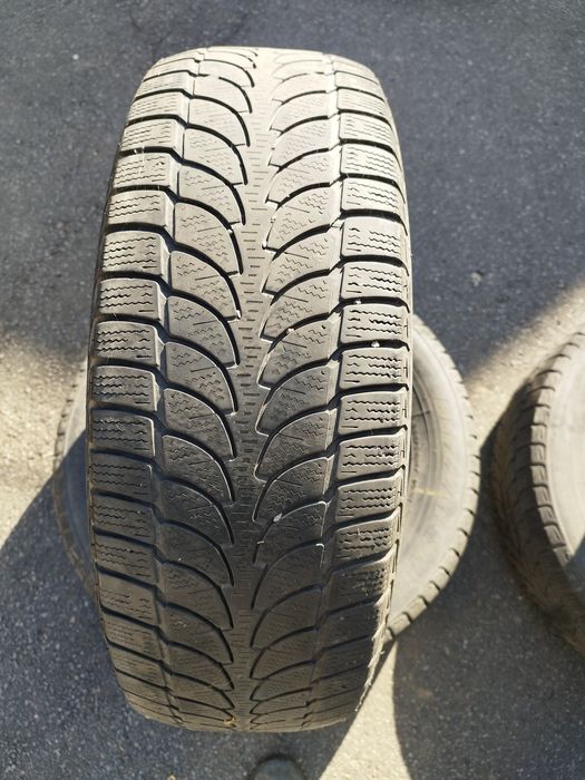 Bridgestone blizzak 225/65 r17