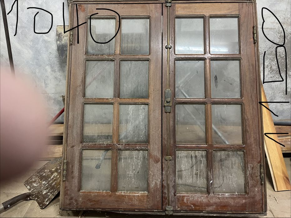 Janelas antigas para restauro