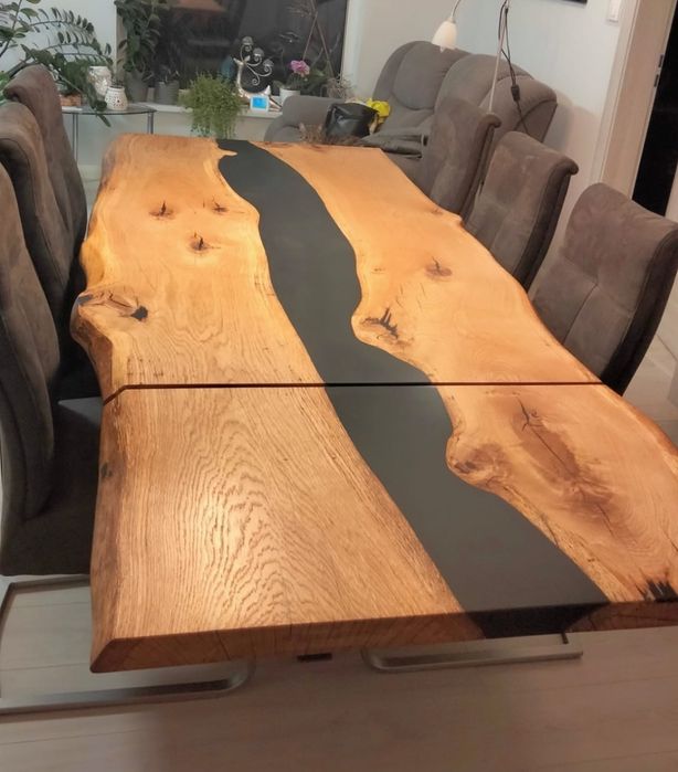 Stòł konferencyjny dębowy river table z żywicąe