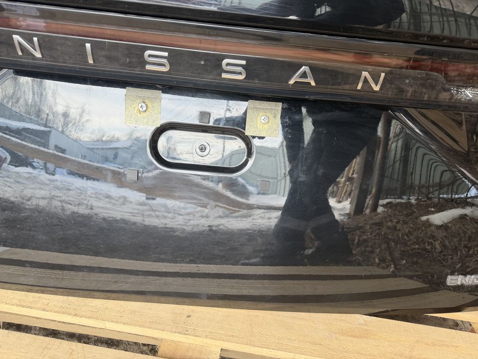 Кришка багажника у зборі   Nissan Ariya  2023–26