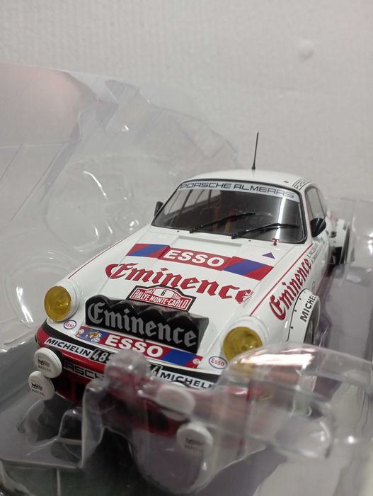 PORSCHE 911 SC 1:18