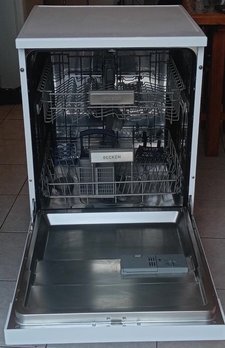 Máquina de Lavar Loiça BECKEN