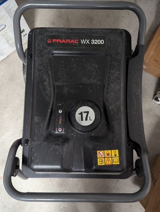 Gerador a Gasolina Portátil Pramac WX 3200 (Como Novo)