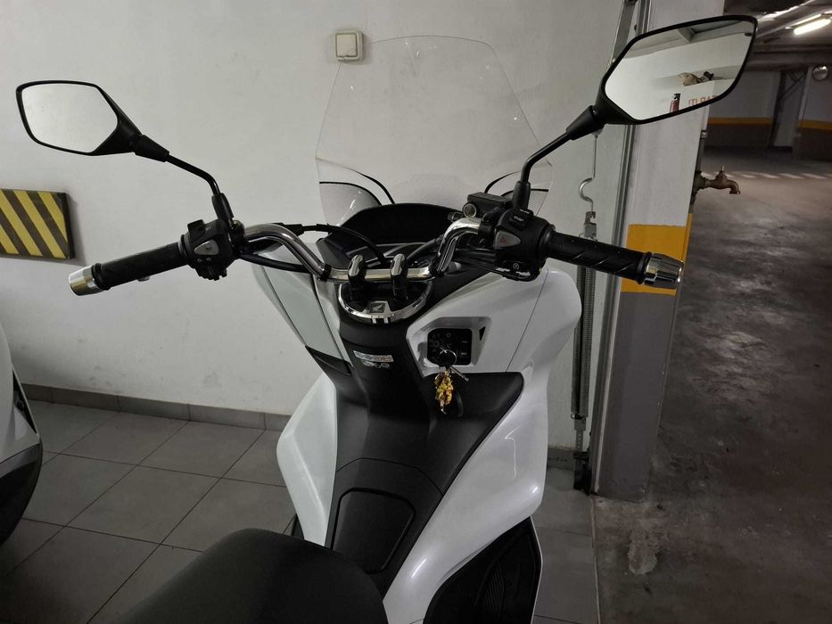 Honda 125A Como nova, apenas 75 km