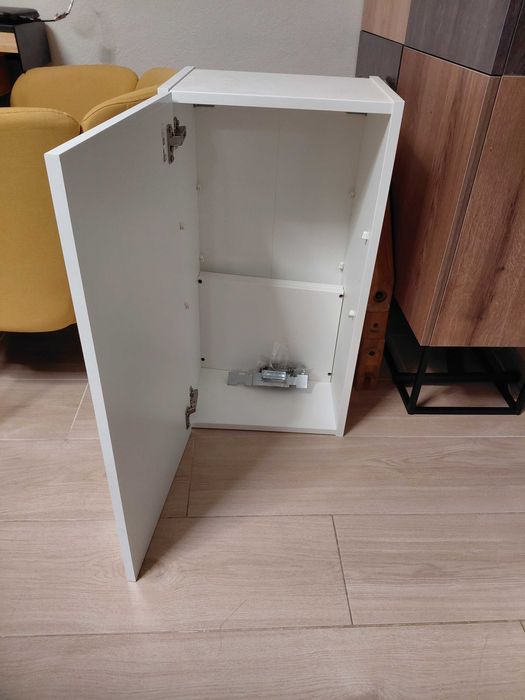 Armário de cozinha, de parede branco brilhante