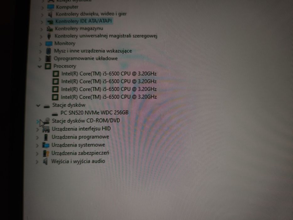 Komputer biurowy Fujitsu Esprimo D757 DT