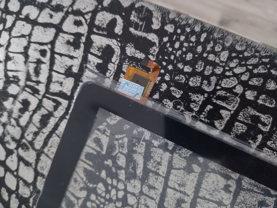 Wyświetlacz digitizer Kruger matz 1068