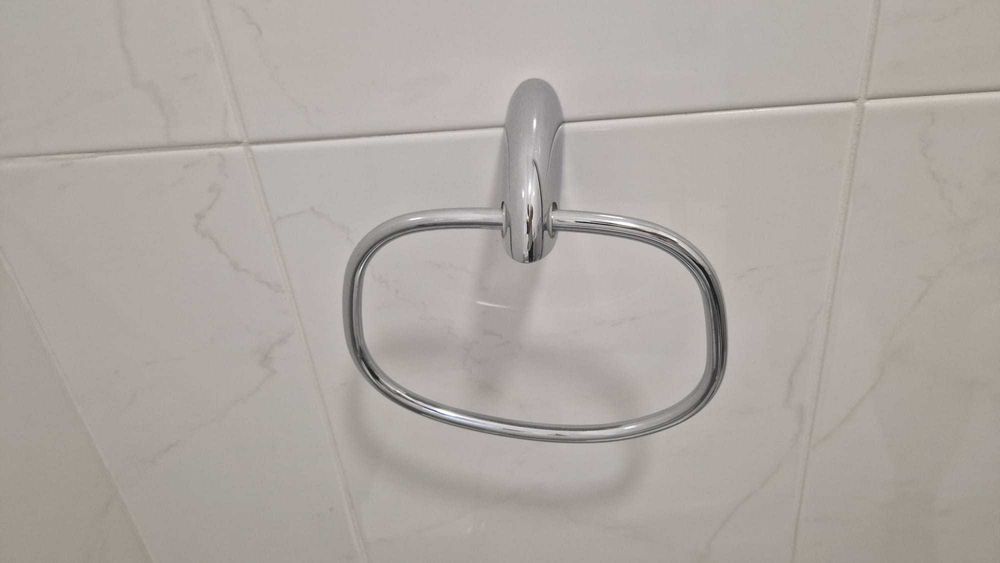 Toalheiro, Suporte de papel Higiénico e de toalha de bidé [COMO NOVO]