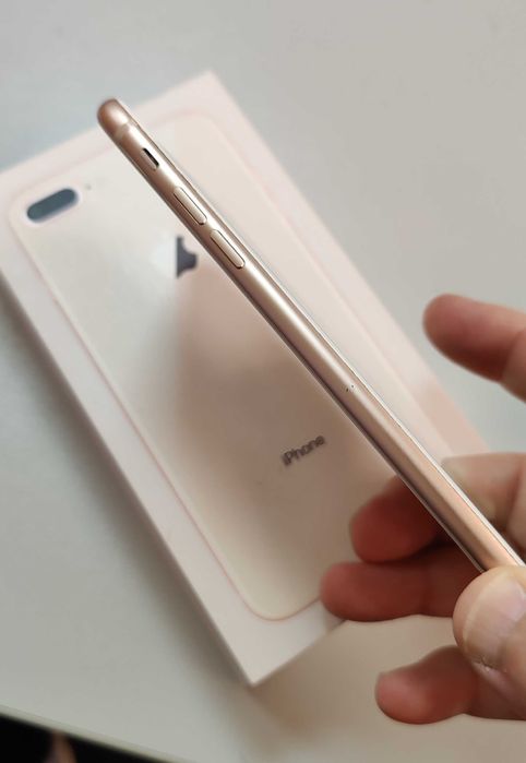 Apple · iPhone 8 Plus · 64 GB · Dourado