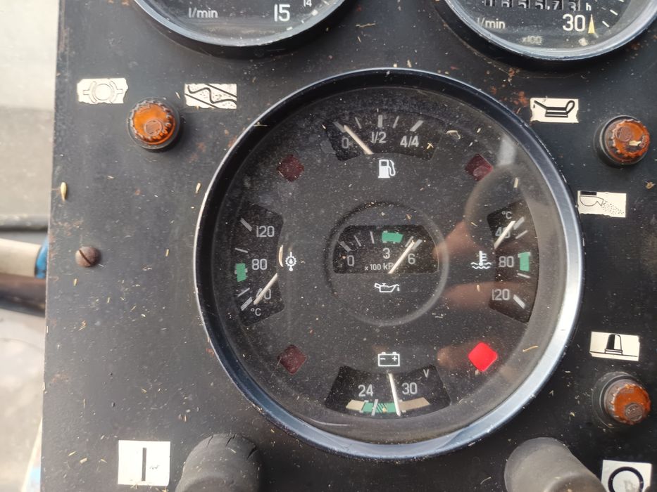 Kombajn zbożowy Bizon Rekord Z058. Niebieski ** Duża chlodnica **