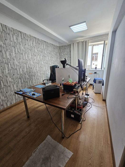 Продаж комерційного приміщення по вулиці Героїв УПА.