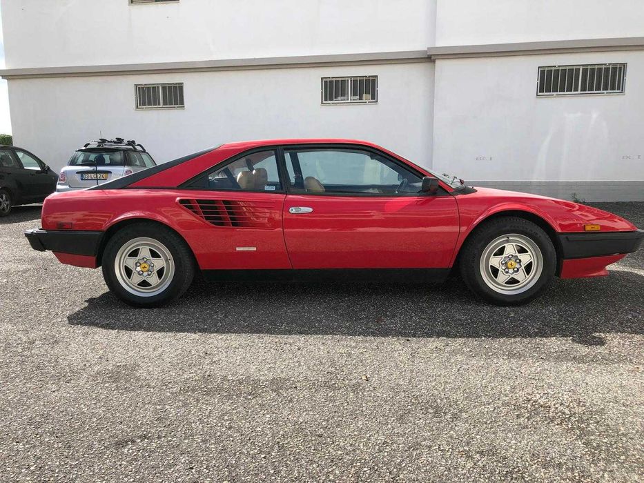Ferrari Mondial 8